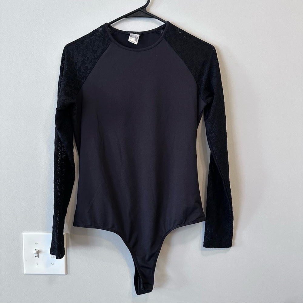 Venus lace bodysuit